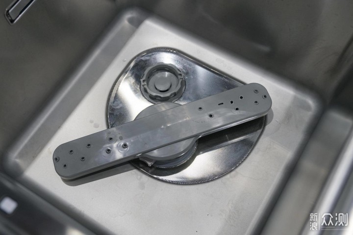探访方太总部：新技术加持下的水槽洗碗机详测_新浪众测