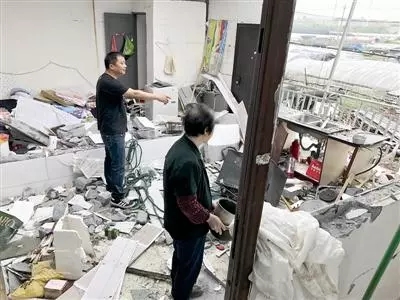 灶具不打火_灶具打火一直哒哒哒_灶具打火后自动熄火