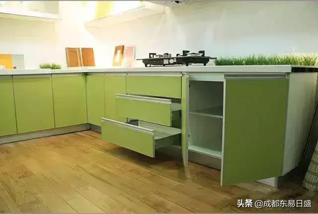 橱柜门用什么材料好_橱柜门材料好用吗安全吗_橱柜门材料哪个好